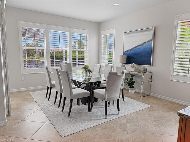 8628 Palermo CT, Naples, FL 34114