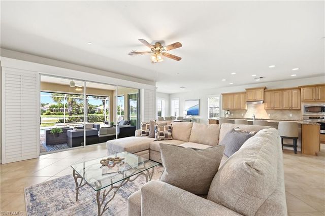 8628 Palermo CT, Naples, FL 34114