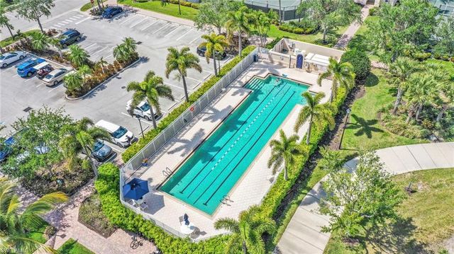 8628 Palermo CT, Naples, FL 34114
