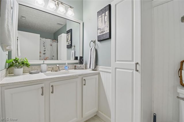 6138 Murphys Pond Road, Canal Winchester, OH 43110