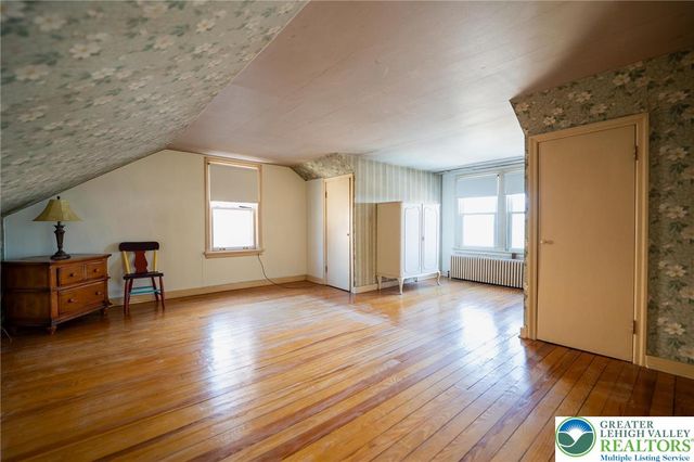 309 North 10th Street, Easton, PA 18042