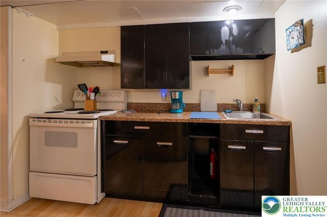 309 North 10th Street, Easton, PA 18042