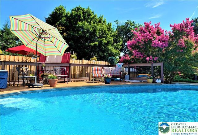 309 North 10th Street, Easton, PA 18042