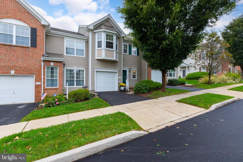 109 LYDIA LN, West Chester, PA 19382 — photo 2