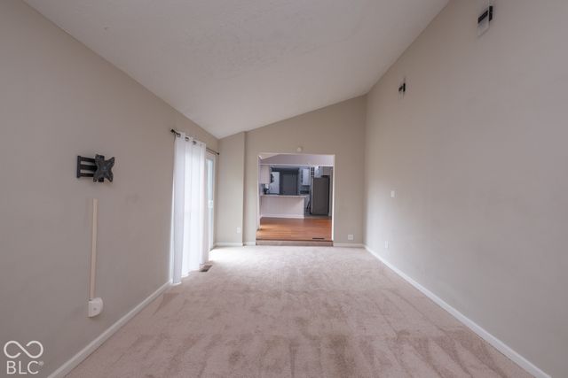 8155 N Richardt Avenue, Indianapolis, IN 46256