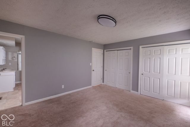 8155 N Richardt Avenue, Indianapolis, IN 46256