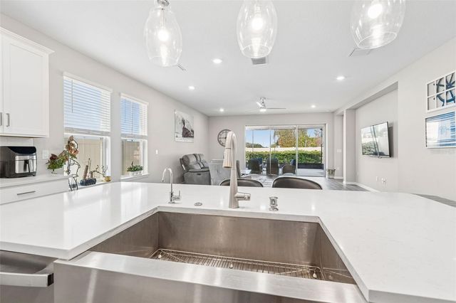 10569 TRANQUIL MEADOW LOOP, Riverview, FL 33569