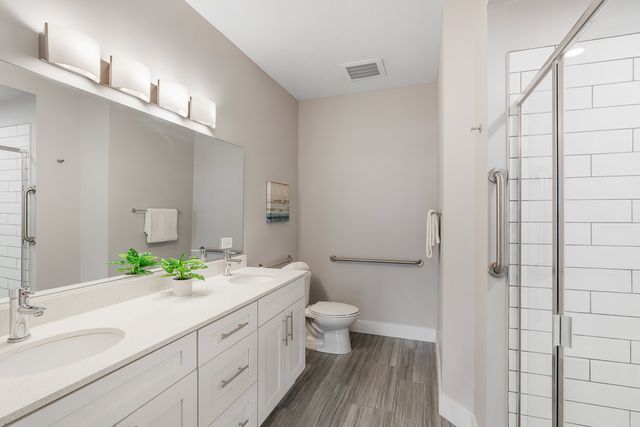 101 W Liberty Street 312, Barrington, IL 60010