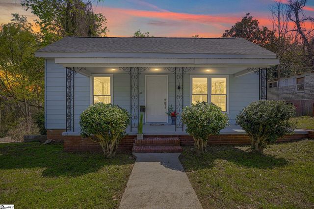 26 Pearl Street, Ware Shoals, SC 29692