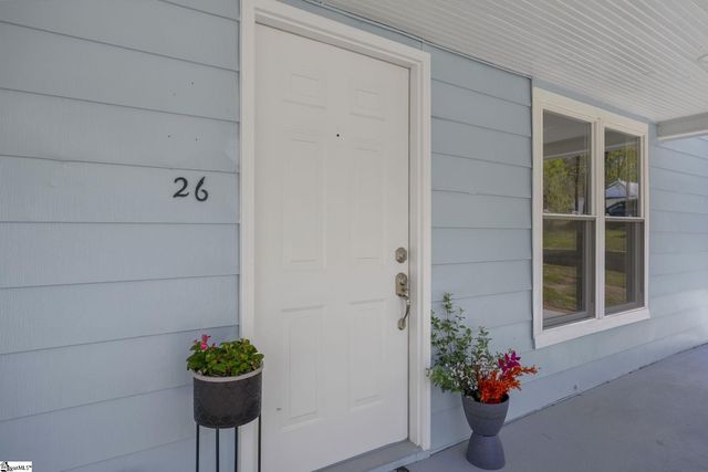 26 Pearl Street, Ware Shoals, SC 29692