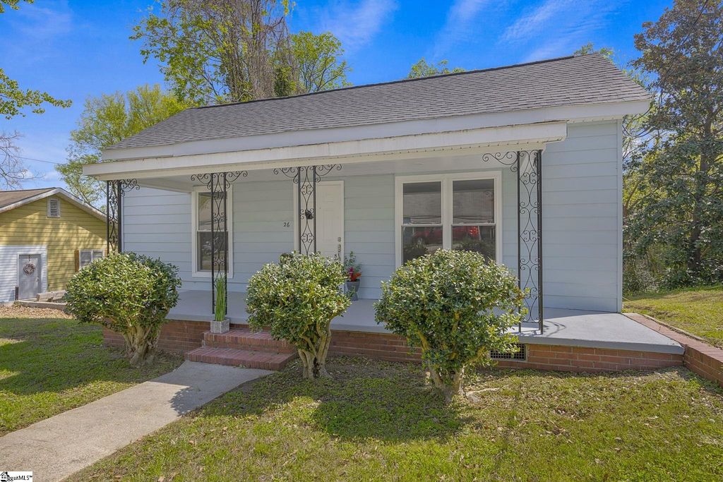 26 Pearl Street, Ware Shoals, SC 29692