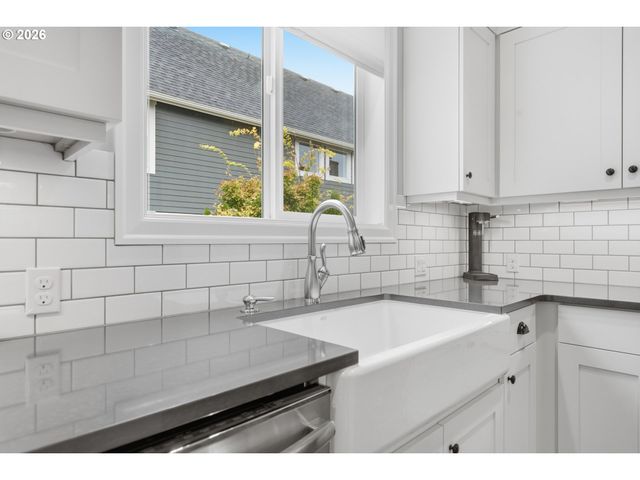 7359 N MONTEITH Ave, Portland, OR 97203