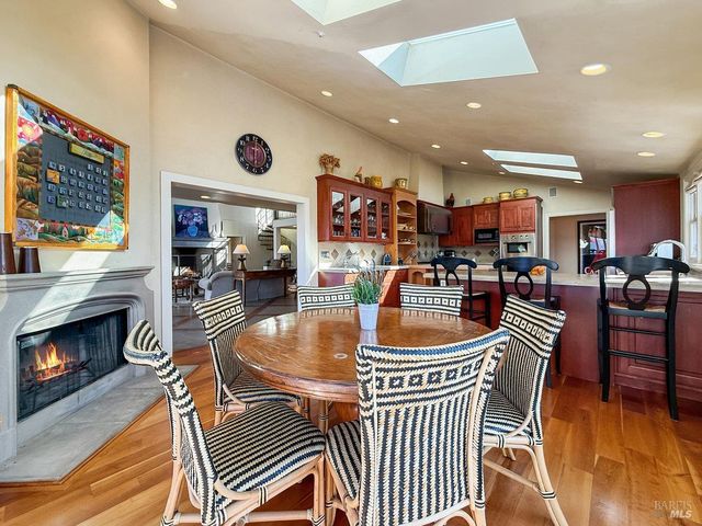 1000 Wolf Ridge Rd, Glen Ellen, CA 95442