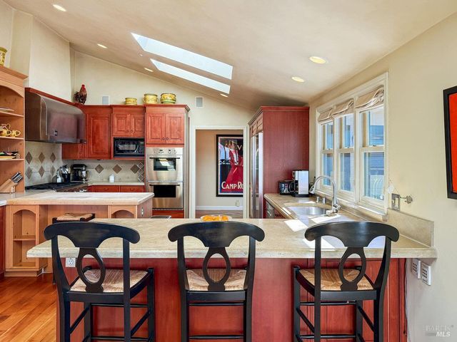 1000 Wolf Ridge Rd, Glen Ellen, CA 95442