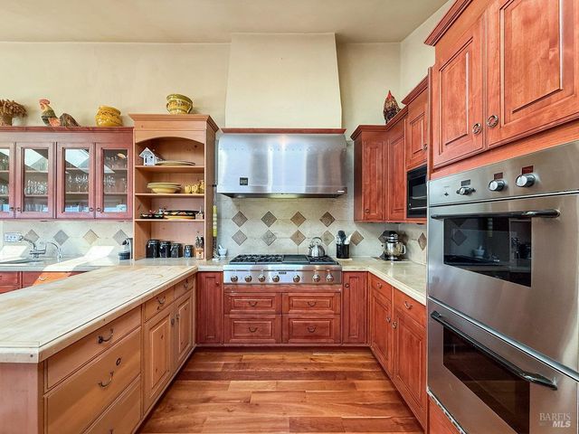 1000 Wolf Ridge Rd, Glen Ellen, CA 95442