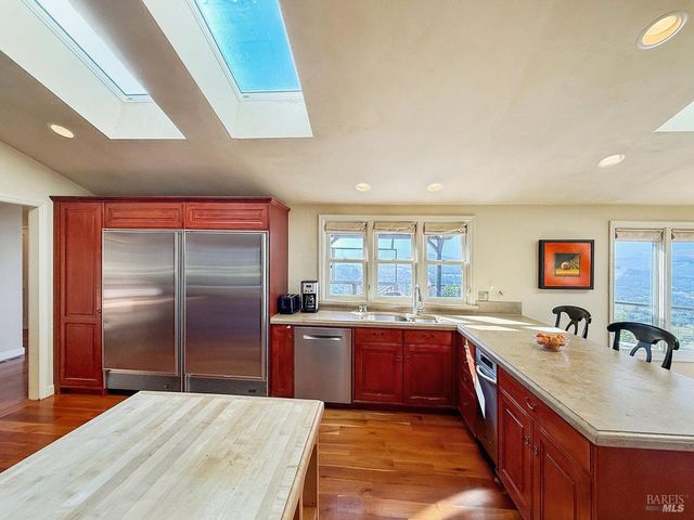 1000 Wolf Ridge Rd, Glen Ellen, CA 95442