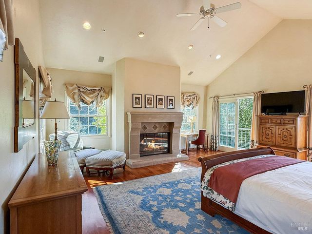 1000 Wolf Ridge Rd, Glen Ellen, CA 95442