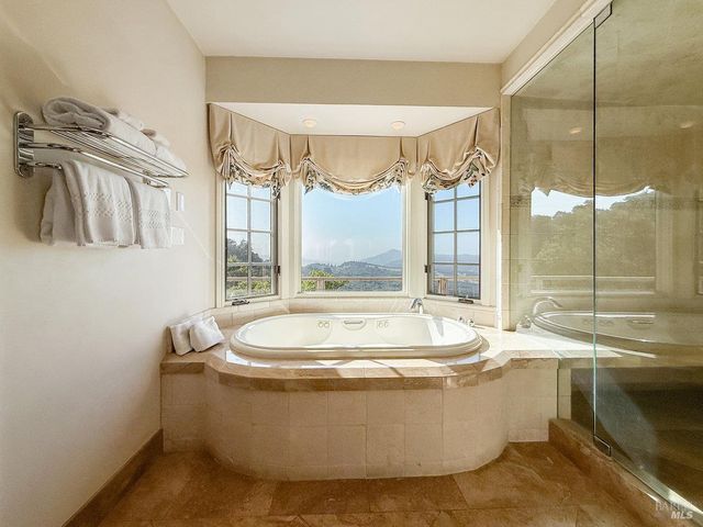 1000 Wolf Ridge Rd, Glen Ellen, CA 95442