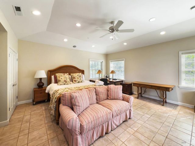 1000 Wolf Ridge Rd, Glen Ellen, CA 95442