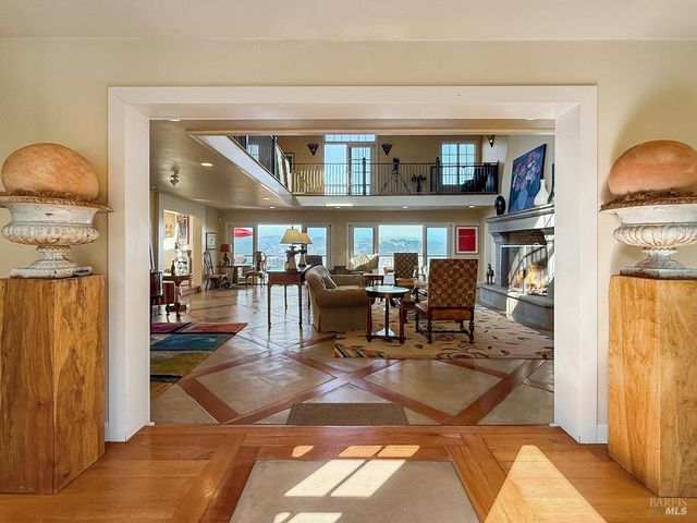 1000 Wolf Ridge Rd, Glen Ellen, CA 95442