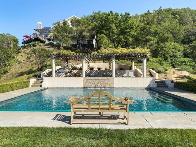 1000 Wolf Ridge Rd, Glen Ellen, CA 95442