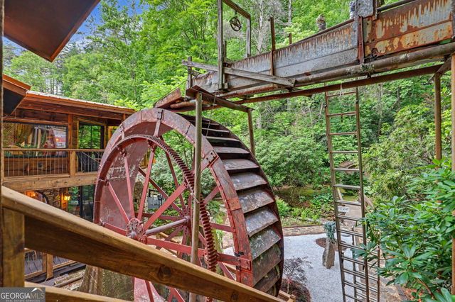 17 Water Wheel Lane, Rabun Gap, GA 30568