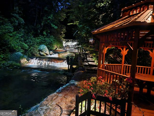 17 Water Wheel Lane, Rabun Gap, GA 30568