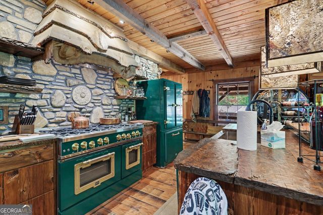 17 Water Wheel Lane, Rabun Gap, GA 30568