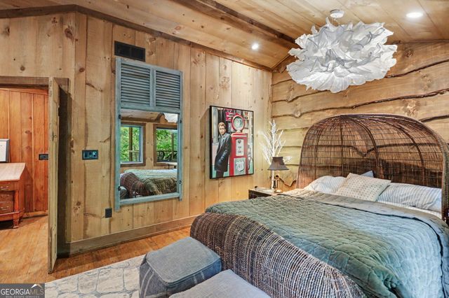 17 Water Wheel Lane, Rabun Gap, GA 30568