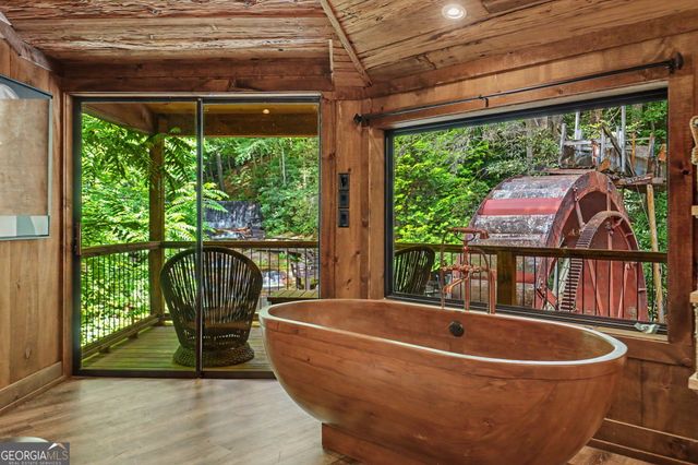 17 Water Wheel Lane, Rabun Gap, GA 30568