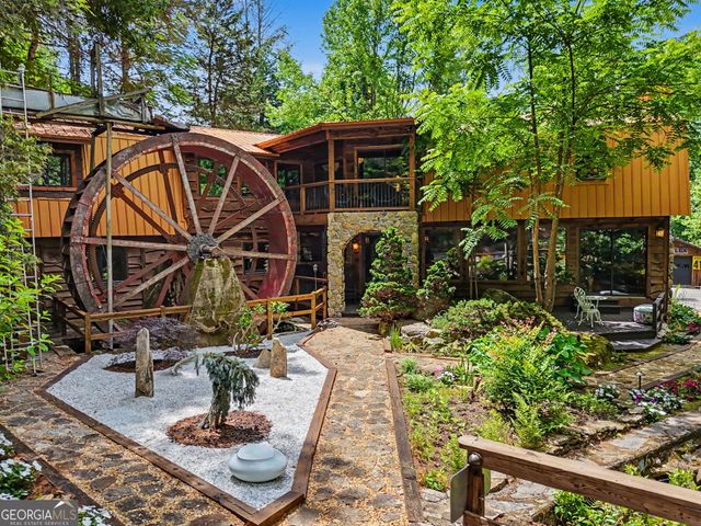 17 Water Wheel Lane, Rabun Gap, GA 30568