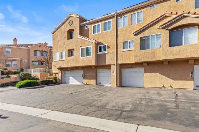 13806 Pinkard Way Unit 40, El Cajon, CA 92021