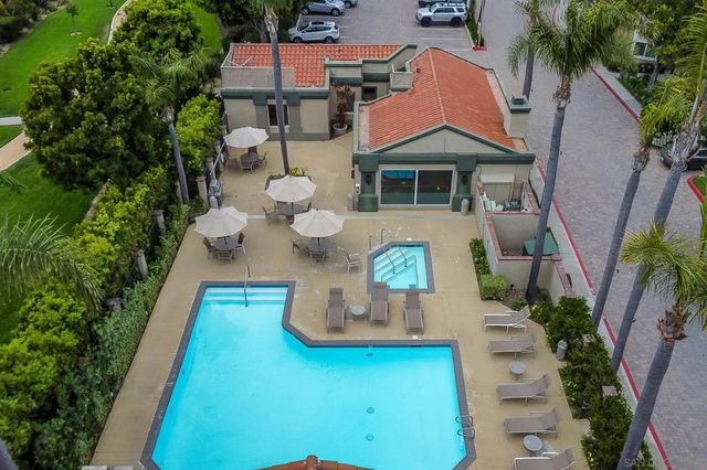 7597 Charmant Dr Unit 901, San Diego, CA 92122