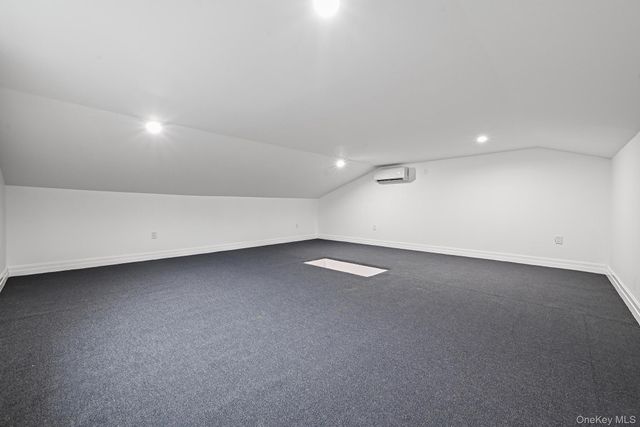 160-15 118th Road, Jamaica, NY 11434