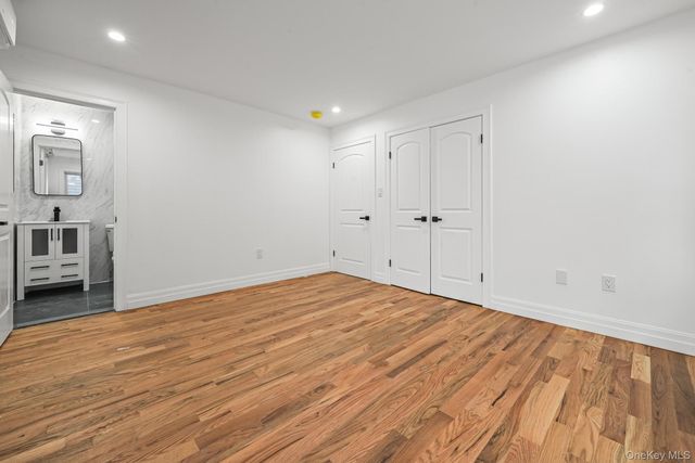 160-15 118th Road, Jamaica, NY 11434