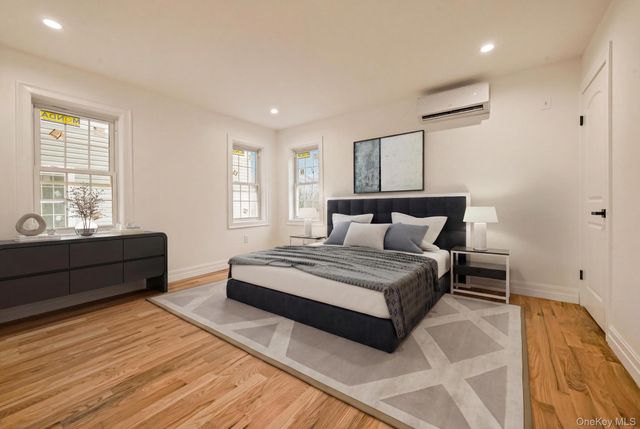 160-15 118th Road, Jamaica, NY 11434