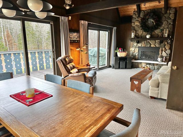 10830 N Blunder Road, Bessemer, MI 49911