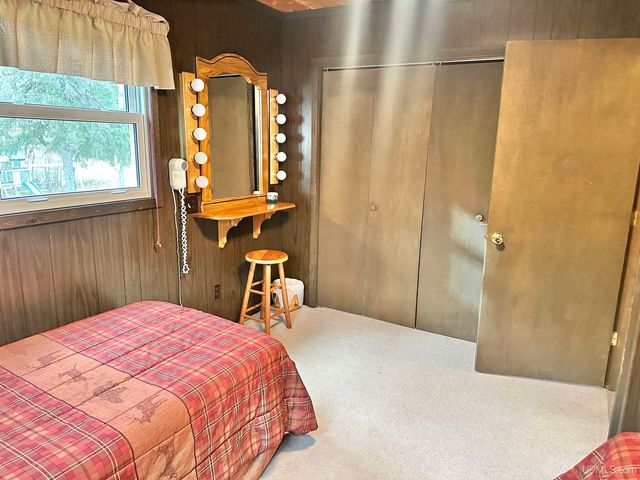 10830 N Blunder Road, Bessemer, MI 49911