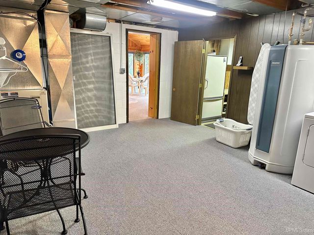 10830 N Blunder Road, Bessemer, MI 49911