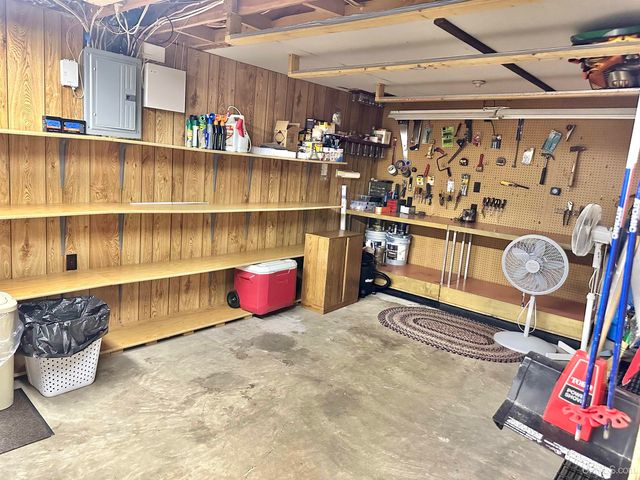 10830 N Blunder Road, Bessemer, MI 49911