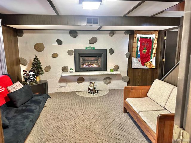 10830 N Blunder Road, Bessemer, MI 49911