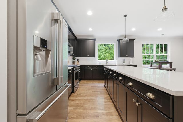 7075 Pinewood Rd, Nunnelly, TN 37137