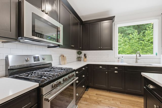 7075 Pinewood Rd, Nunnelly, TN 37137