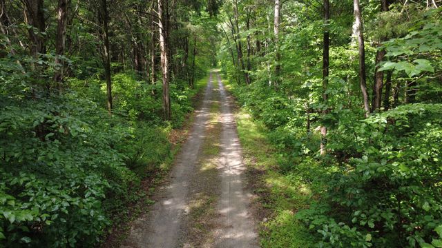 7075 Pinewood Rd, Nunnelly, TN 37137