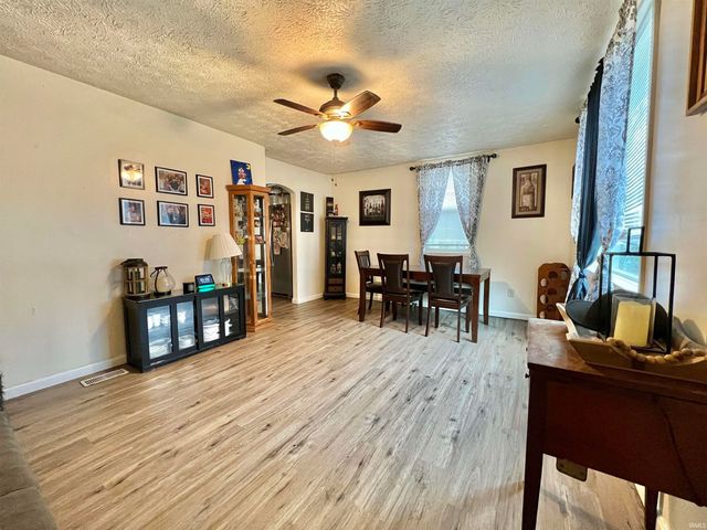 2801 S Rotherwood Avenue, Evansville, IN 47714