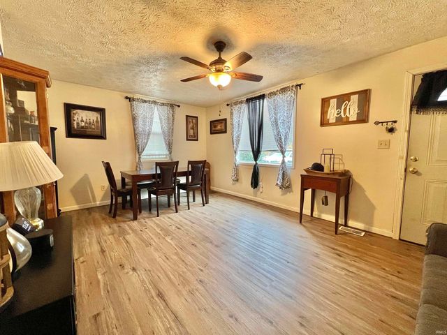 2801 S Rotherwood Avenue, Evansville, IN 47714