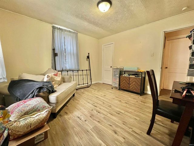 2801 S Rotherwood Avenue, Evansville, IN 47714