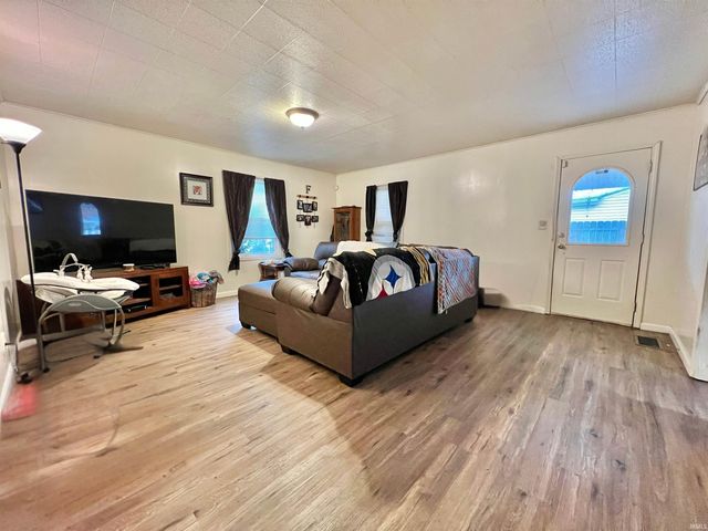 2801 S Rotherwood Avenue, Evansville, IN 47714