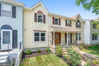 220 MEADOWS LN NE, Leesburg, VA 20176