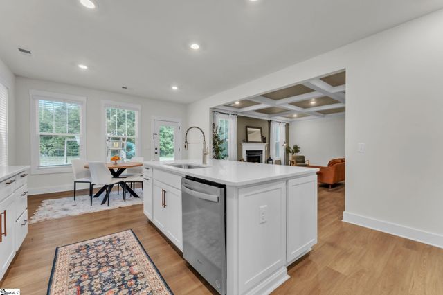 3467 Six Mile Highway, Central, SC 29630